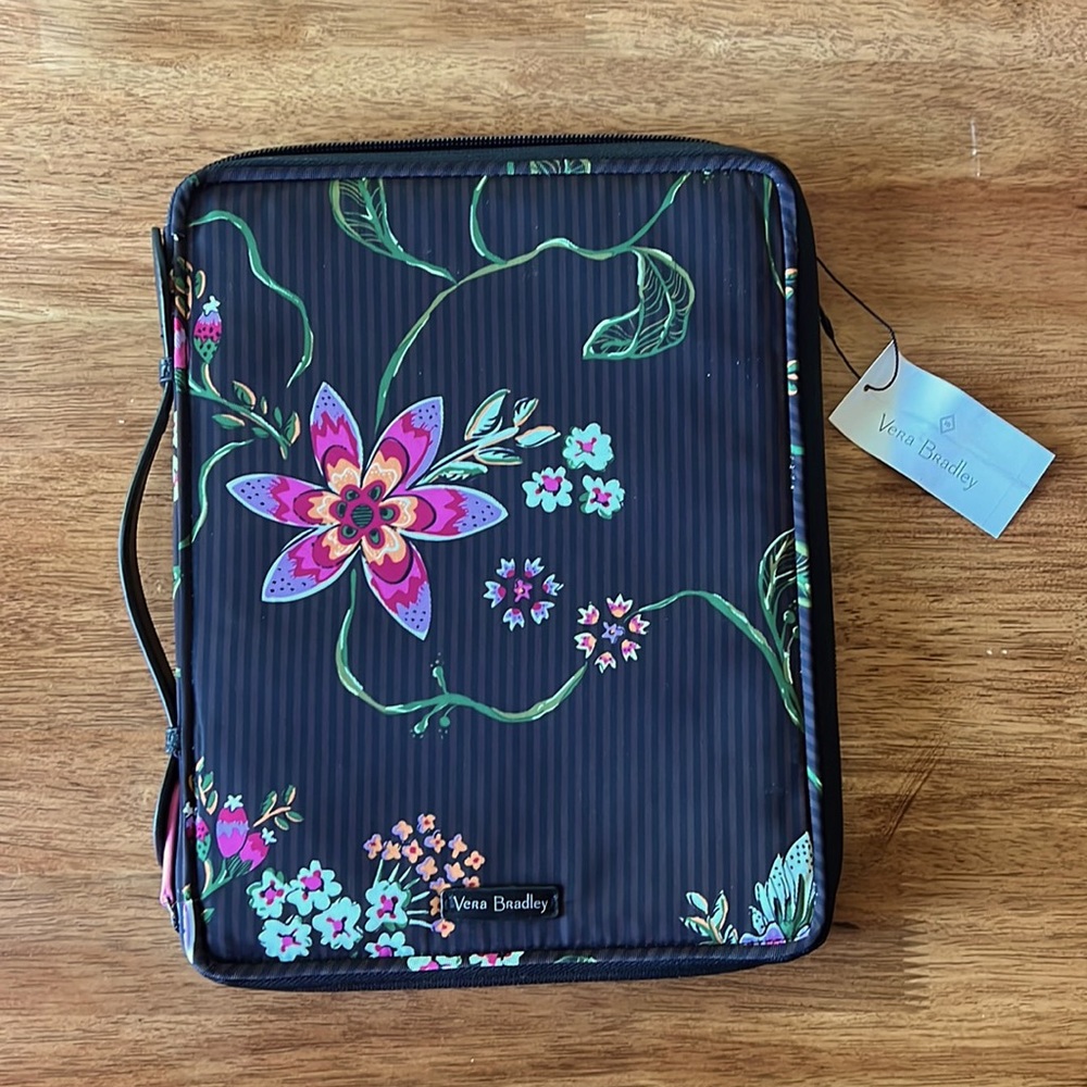 Vera Bradley Midtown Tablet Tamer Organizer
